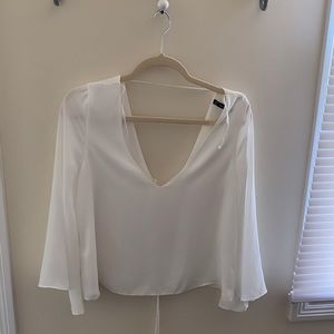 Loose white top